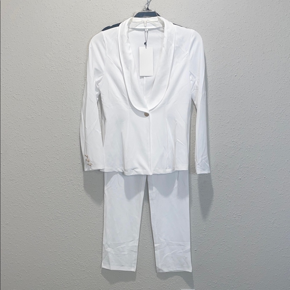 Elegant White Blazer and Pants Set